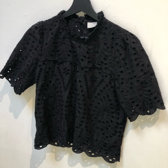 Kaffe Blouse with Mandarin Collar and Short Sleeves - Picture 2 of 5